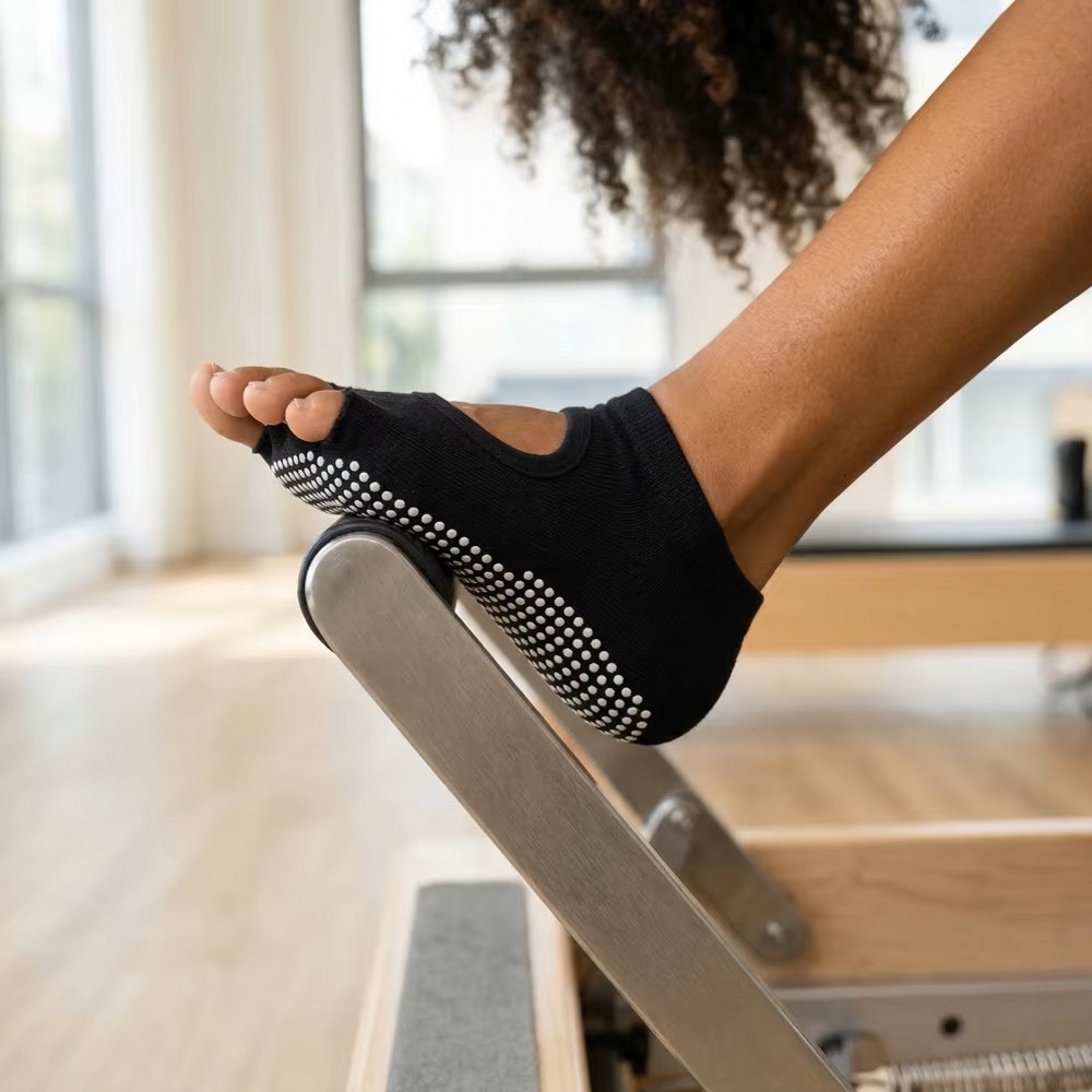 جوارب يوغا بدون ظهر بخمسة أصاب - مراجعة Home Gym Yoga وسعره