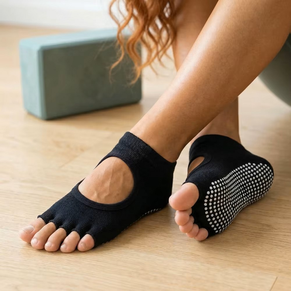 جوارب يوغا بدون ظهر بخمسة أصاب - مراجعة Home Gym Yoga وسعره